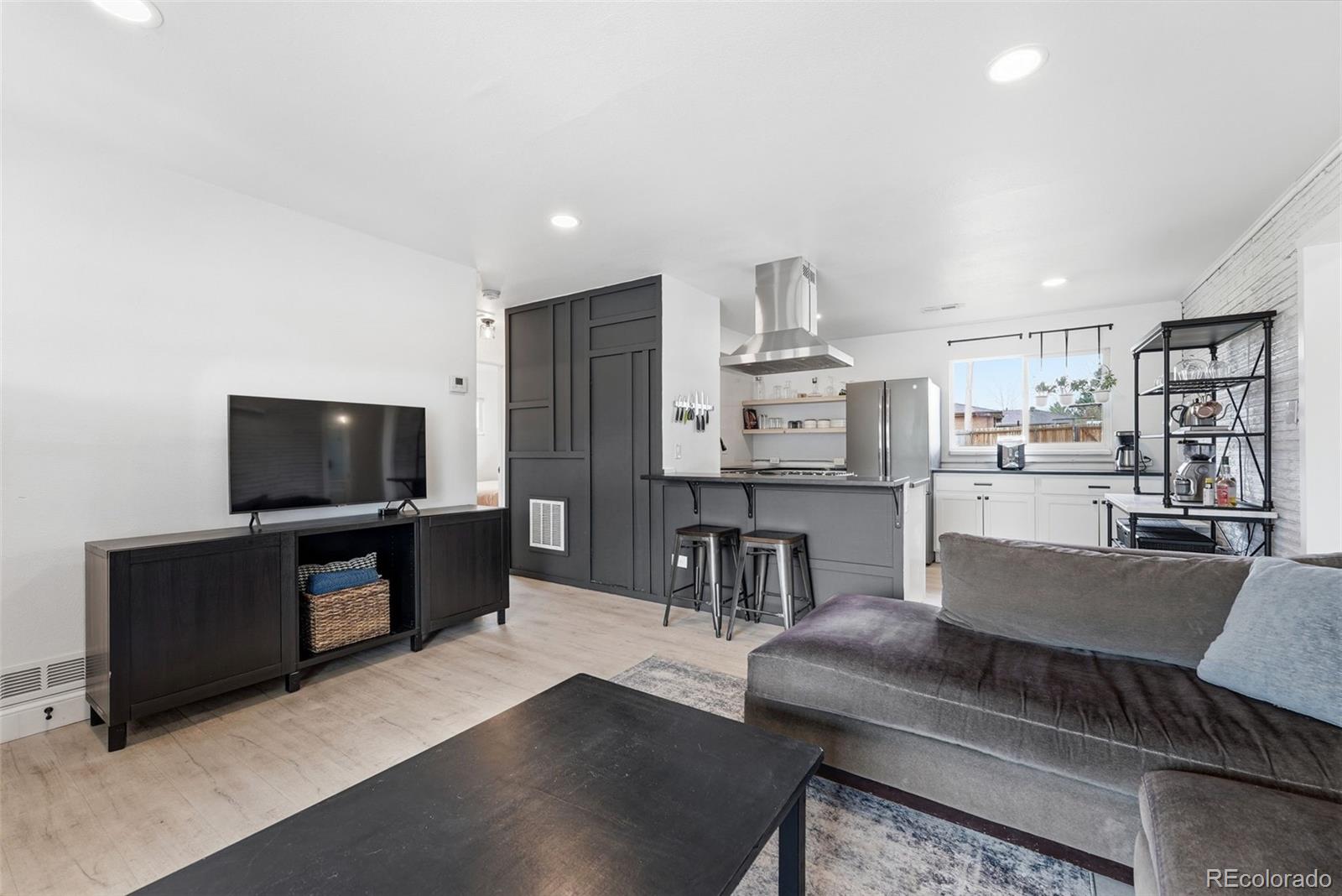 34 Yates Street Denver CO 80219