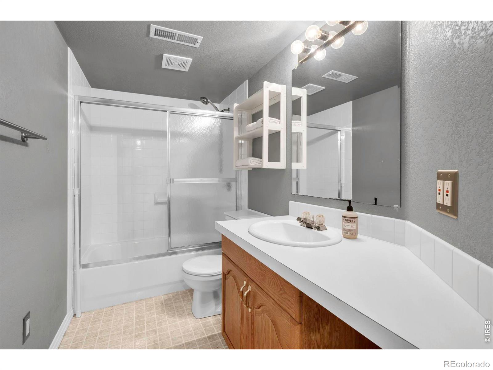 2233 Bluebird Drive Longmont CO 80504