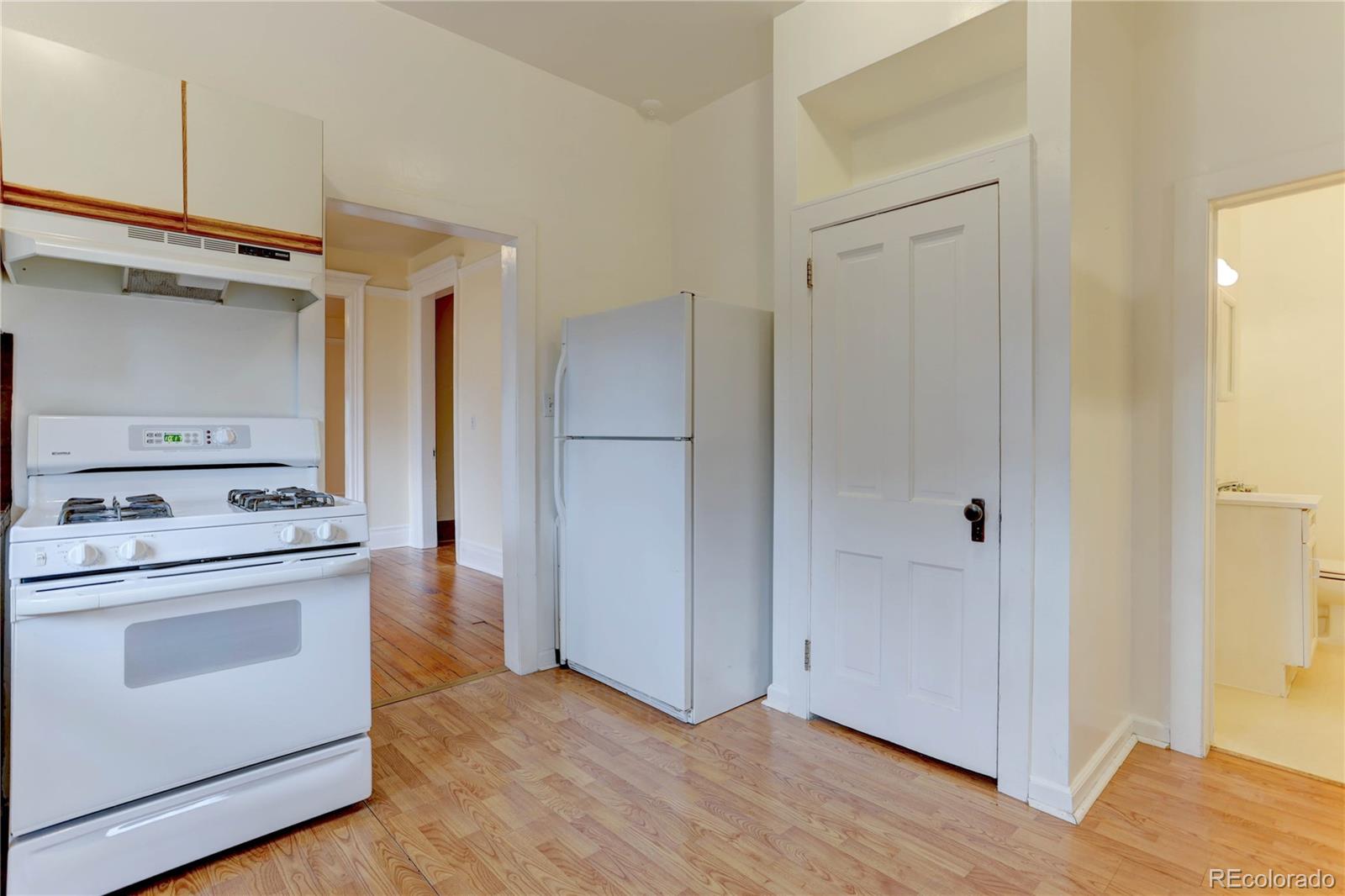 2437 W Caithness Place Denver CO 80211