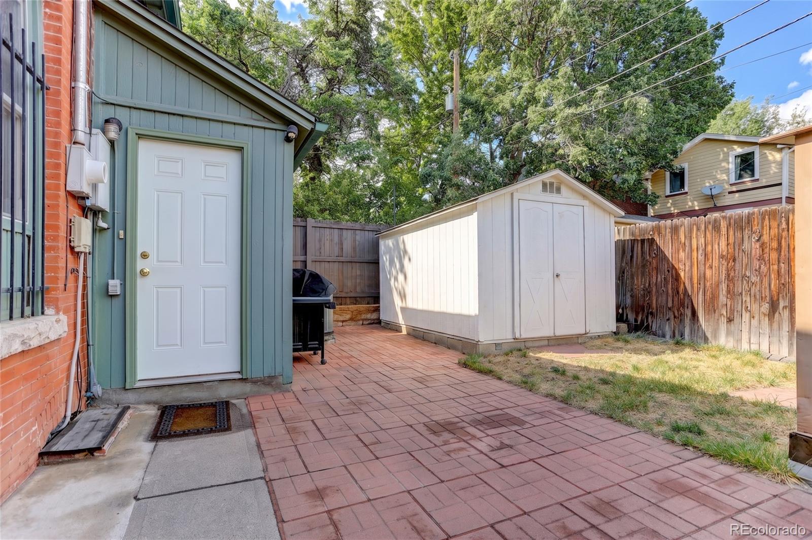 2437 W Caithness Place Denver CO 80211