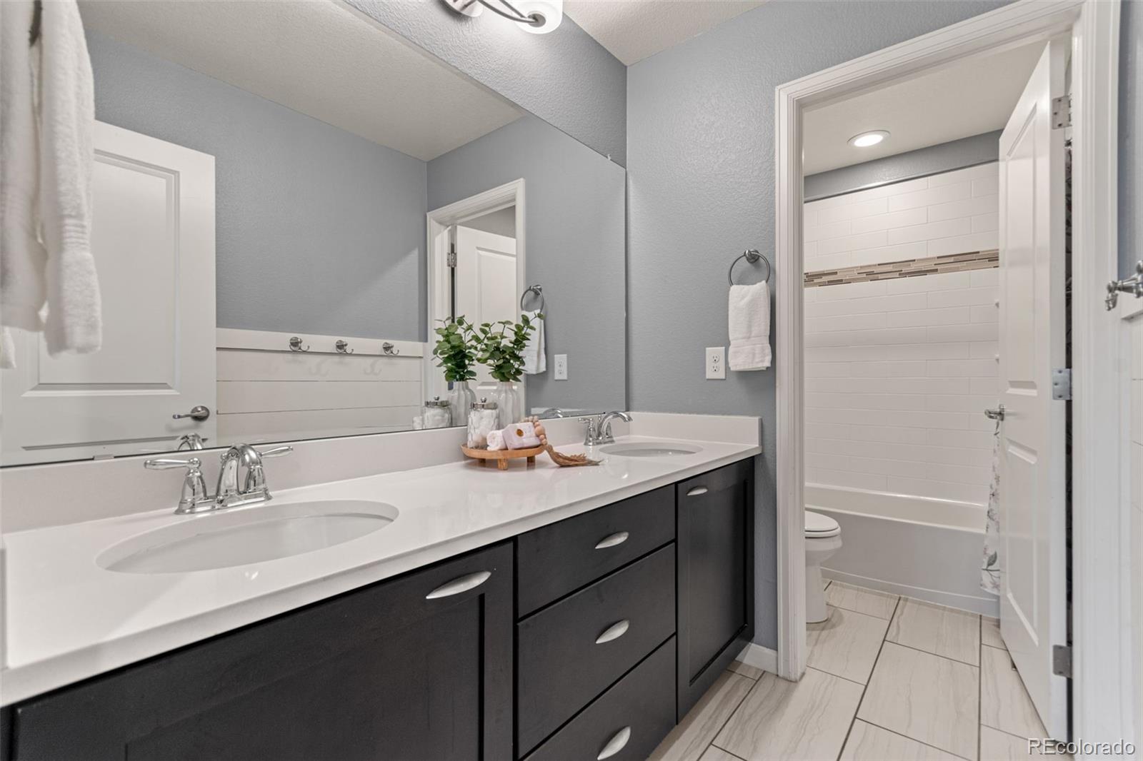 9337 Iron Mountain Way Arvada CO 80007