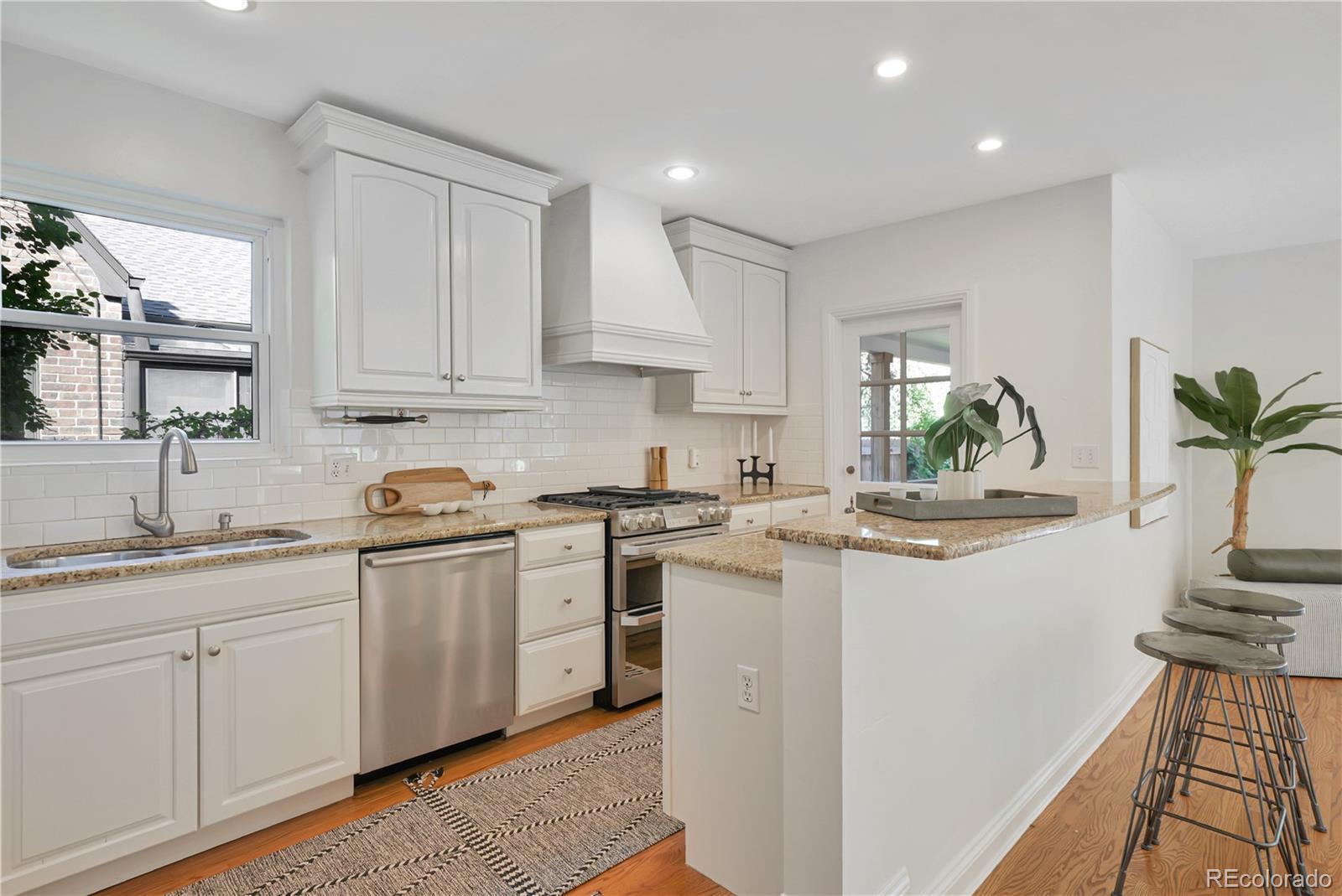 2238 Locust Street Denver CO 80207