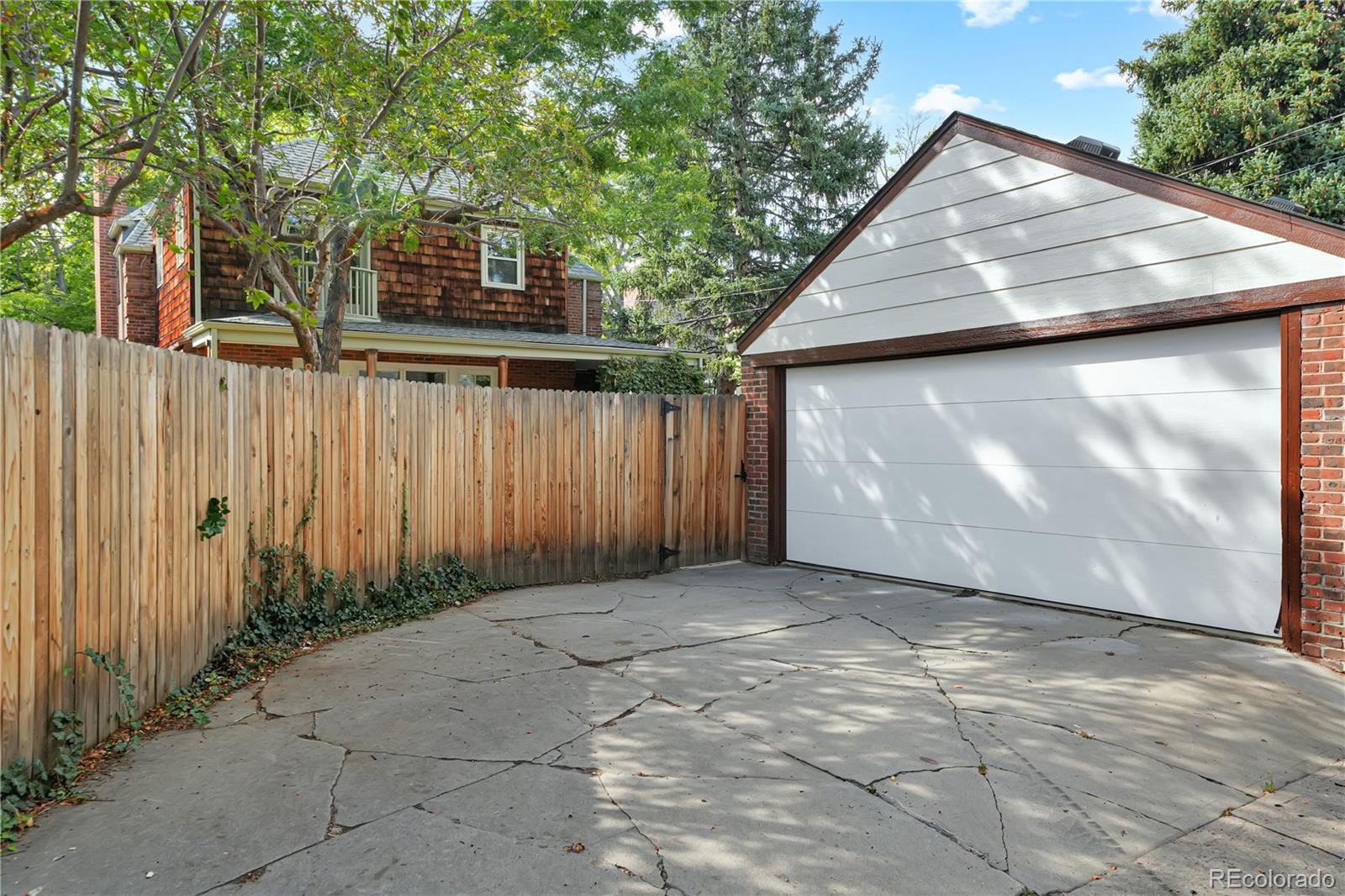 2238 Locust Street Denver CO 80207