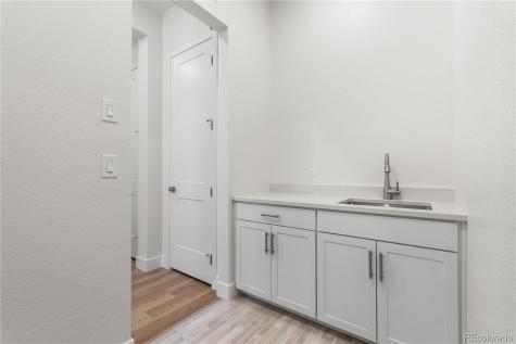 6739 Fawn Path Lane Castle Pines CO 80108