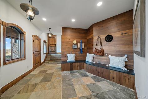 7663 Buffalo Trail Castle Pines CO 80108