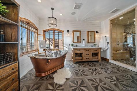 7663 Buffalo Trail Castle Pines CO 80108