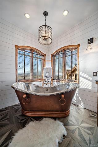 7663 Buffalo Trail Castle Pines CO 80108