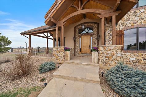 7663 Buffalo Trail Castle Pines CO 80108