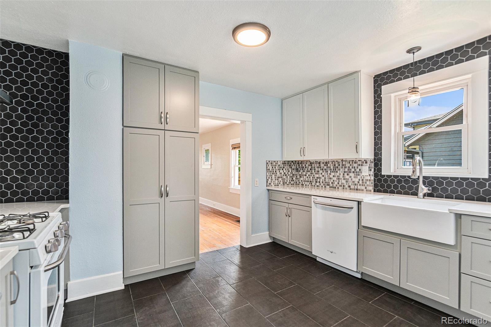 2751 S Cherokee Street Englewood CO 80110