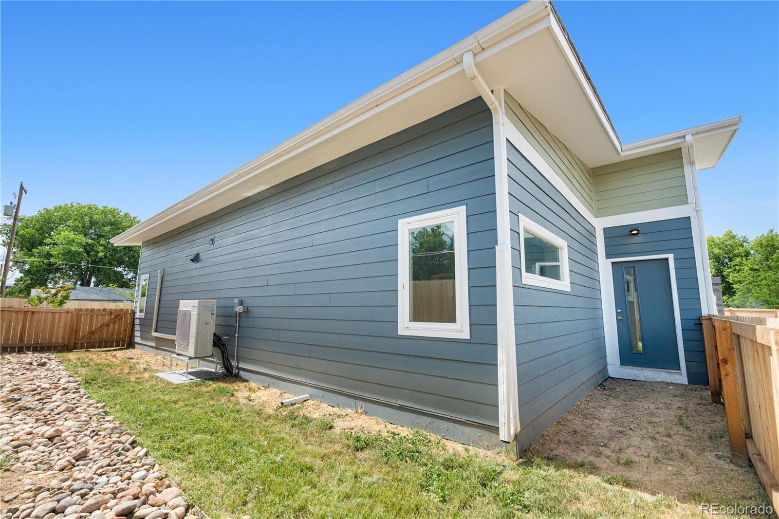 1953 Blackhawk Street Aurora CO 80011