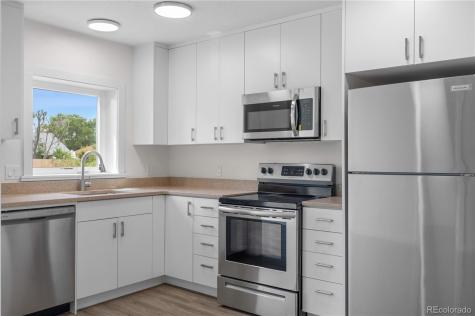 1953 Blackhawk Street Aurora CO 80011
