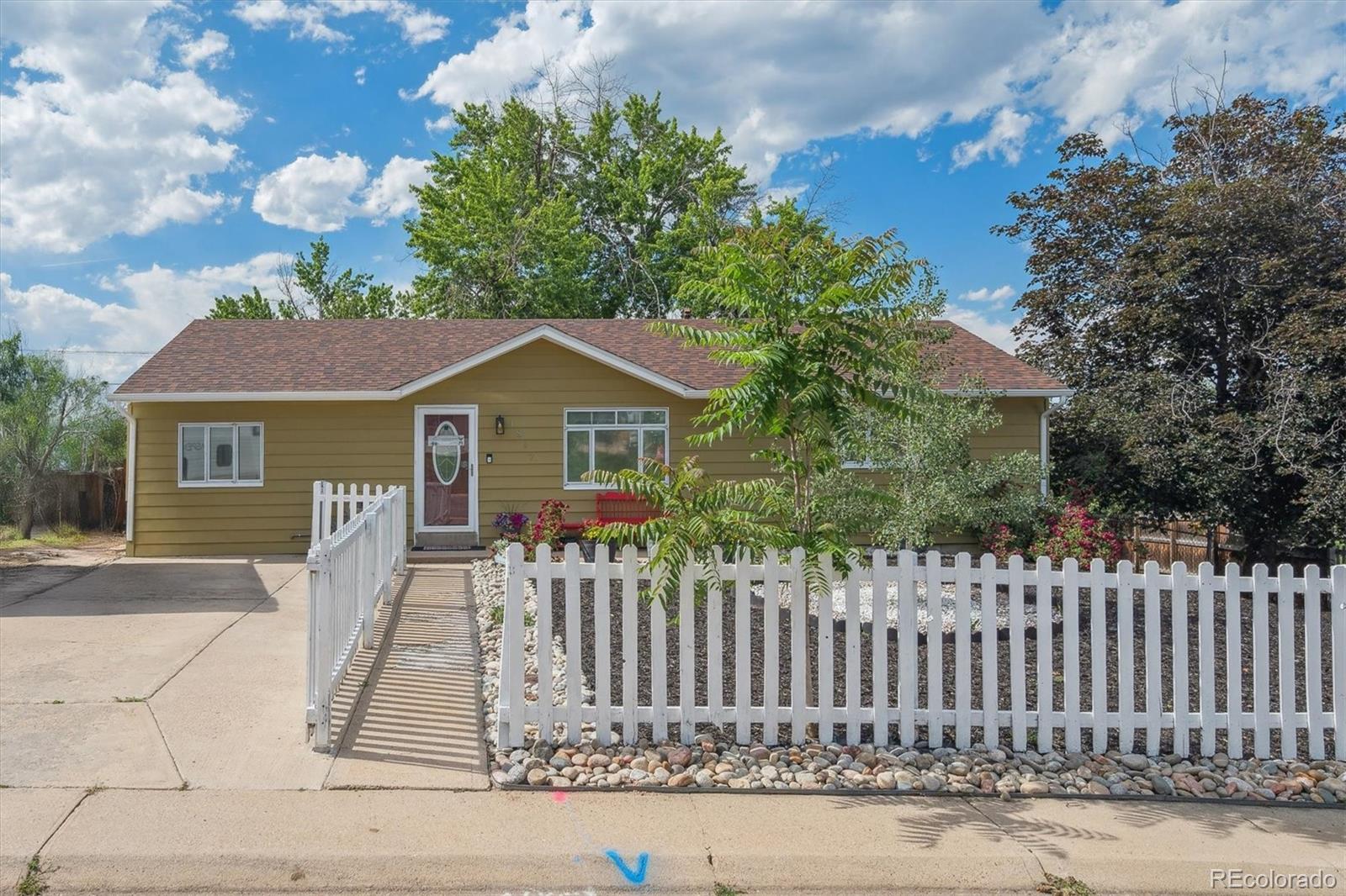 1817 S Perry Way Denver CO 80219