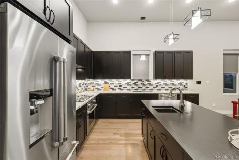 1971 Mesa Park View Colorado Springs CO 80904