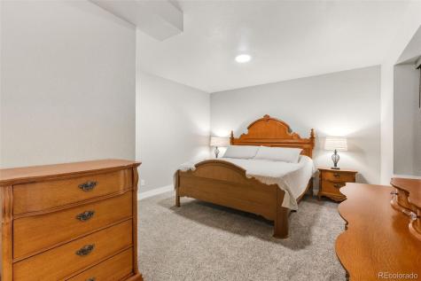 1971 Mesa Park View Colorado Springs CO 80904