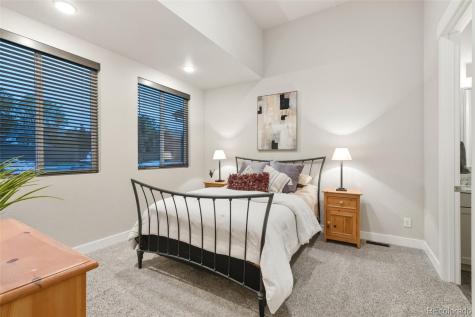 1971 Mesa Park View Colorado Springs CO 80904