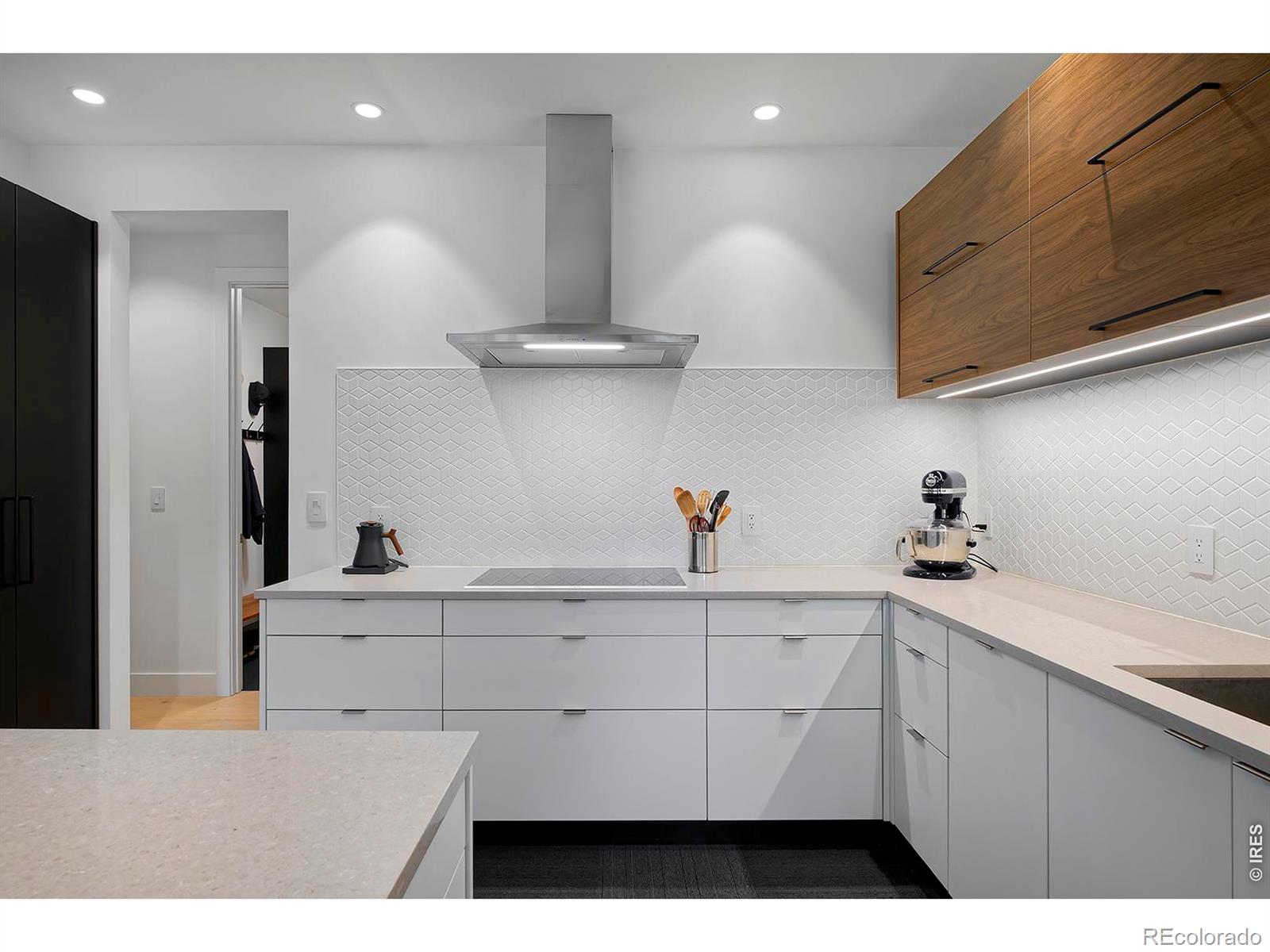 2238 Bluebird Drive Longmont CO 80504