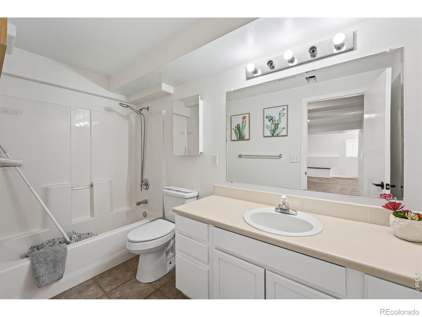 1464 Cherrywood Way Longmont CO 80504