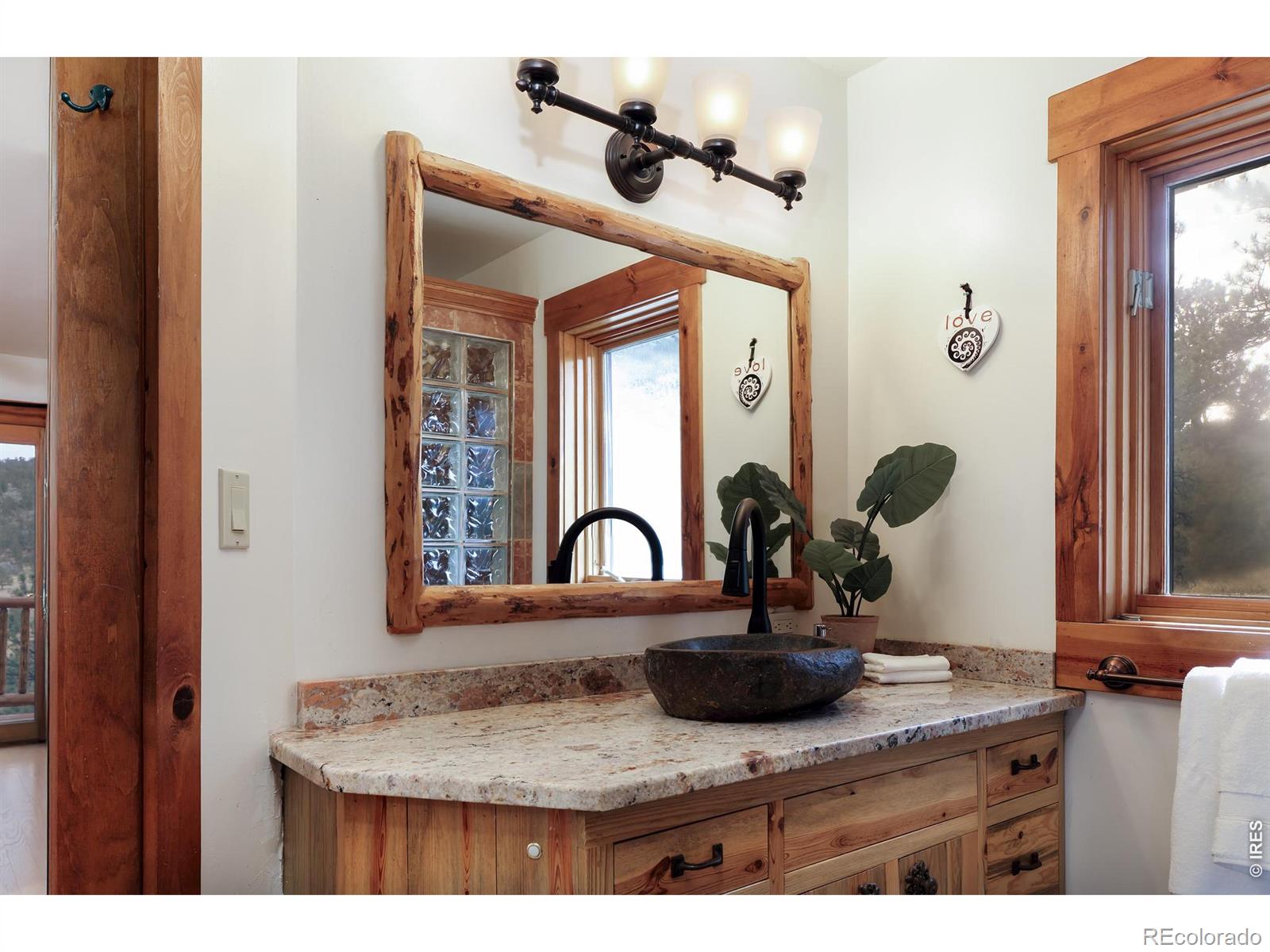 35 Cody Court Lyons CO 80540