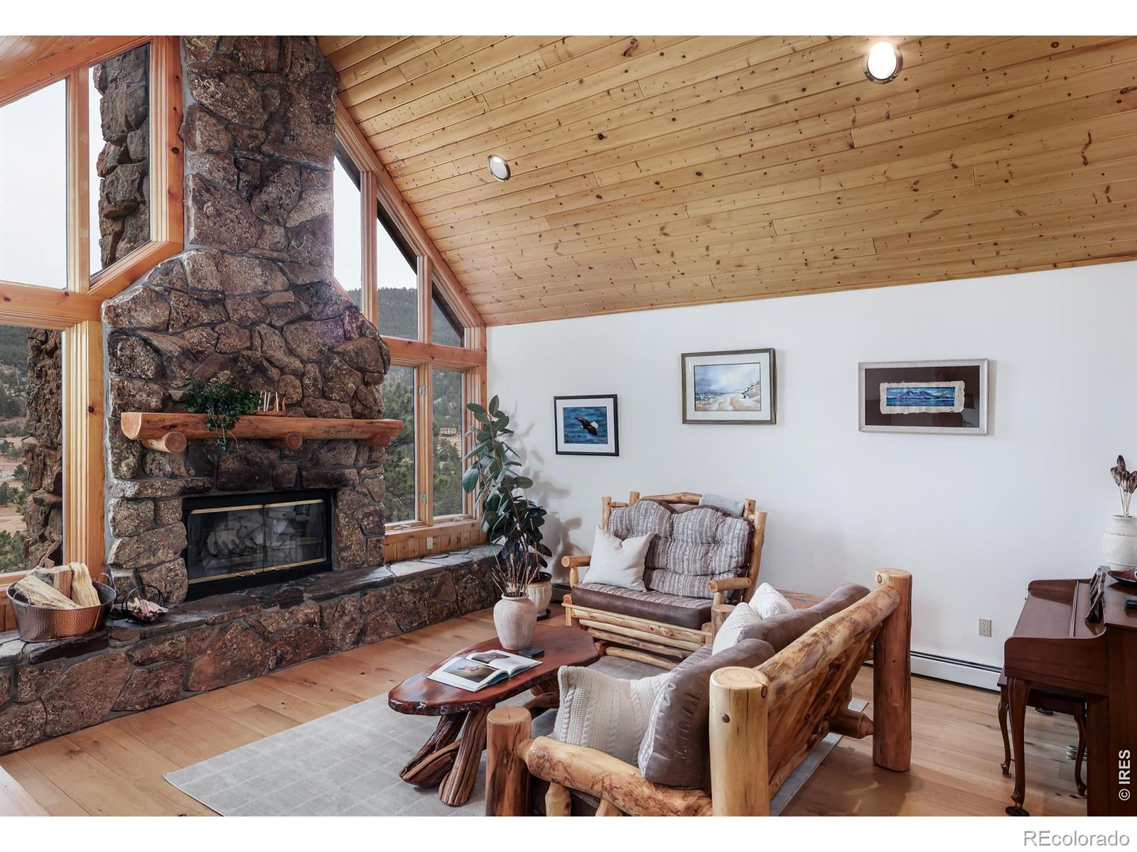 35 Cody Court Lyons CO 80540