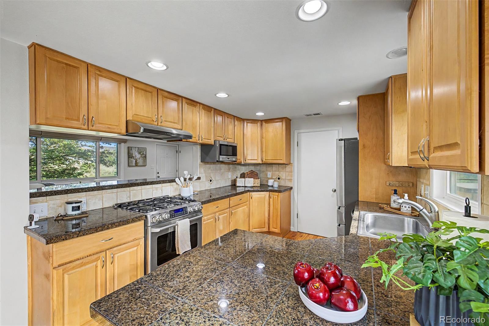 13861 Elmore Road Longmont CO 80504