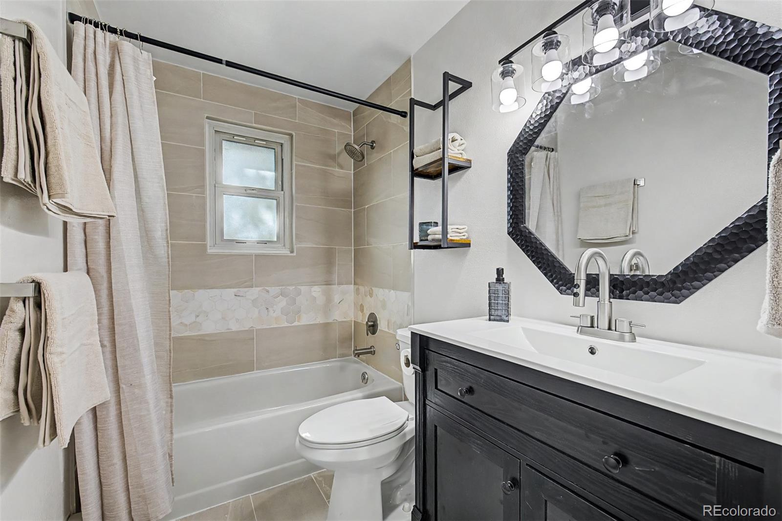 13861 Elmore Road Longmont CO 80504