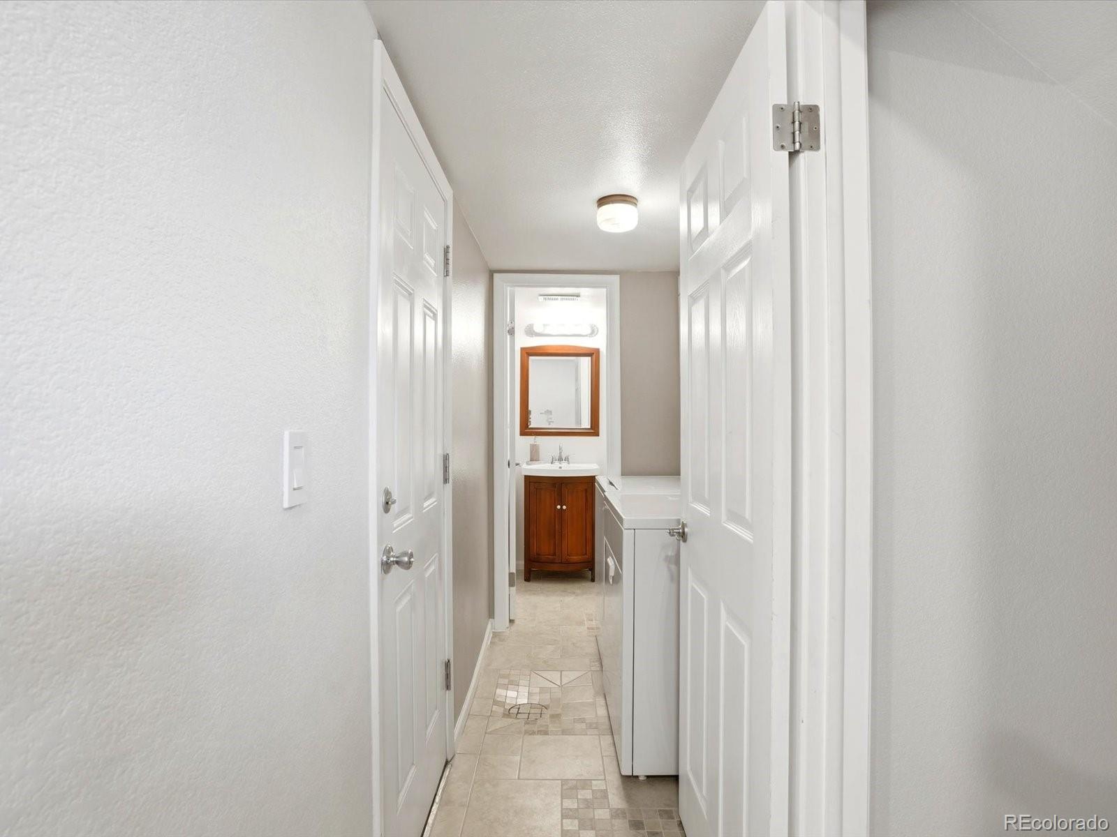8923 W Warren Drive Lakewood CO 80227