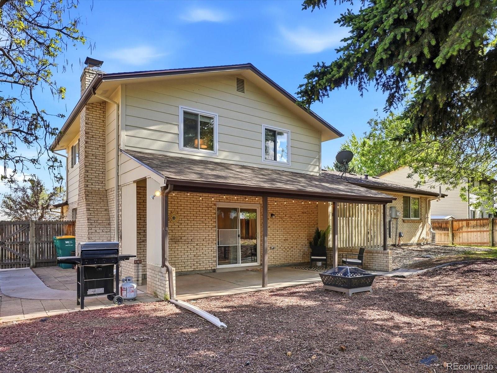 8923 W Warren Drive Lakewood CO 80227