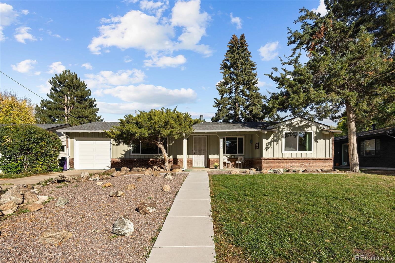 Denver CO, 1550 S Forest Street