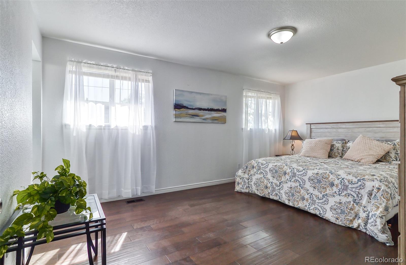 8246 S Dover Street Littleton CO 80128