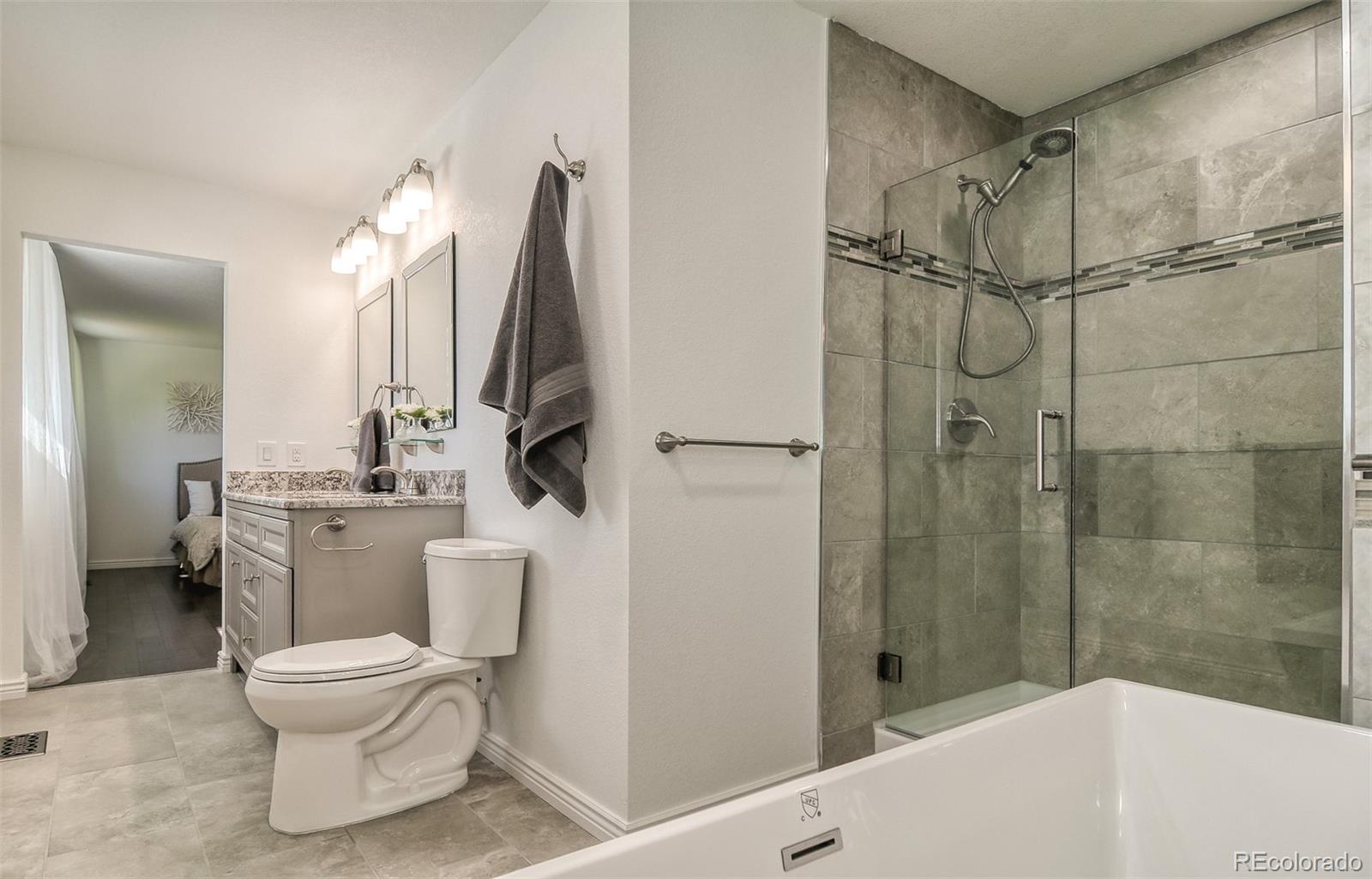 8246 S Dover Street Littleton CO 80128