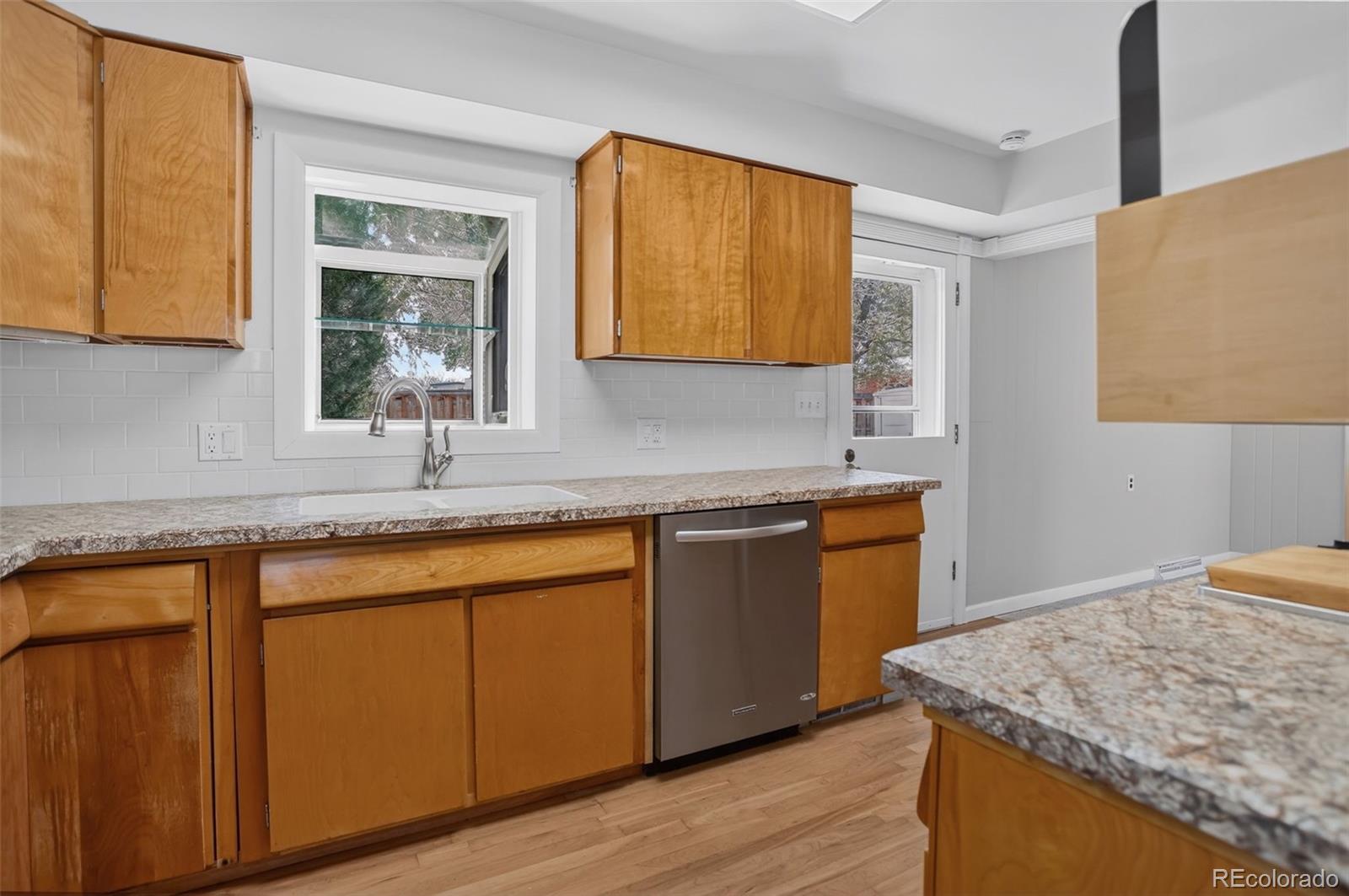6106 S Valleyview Street Littleton CO 80120