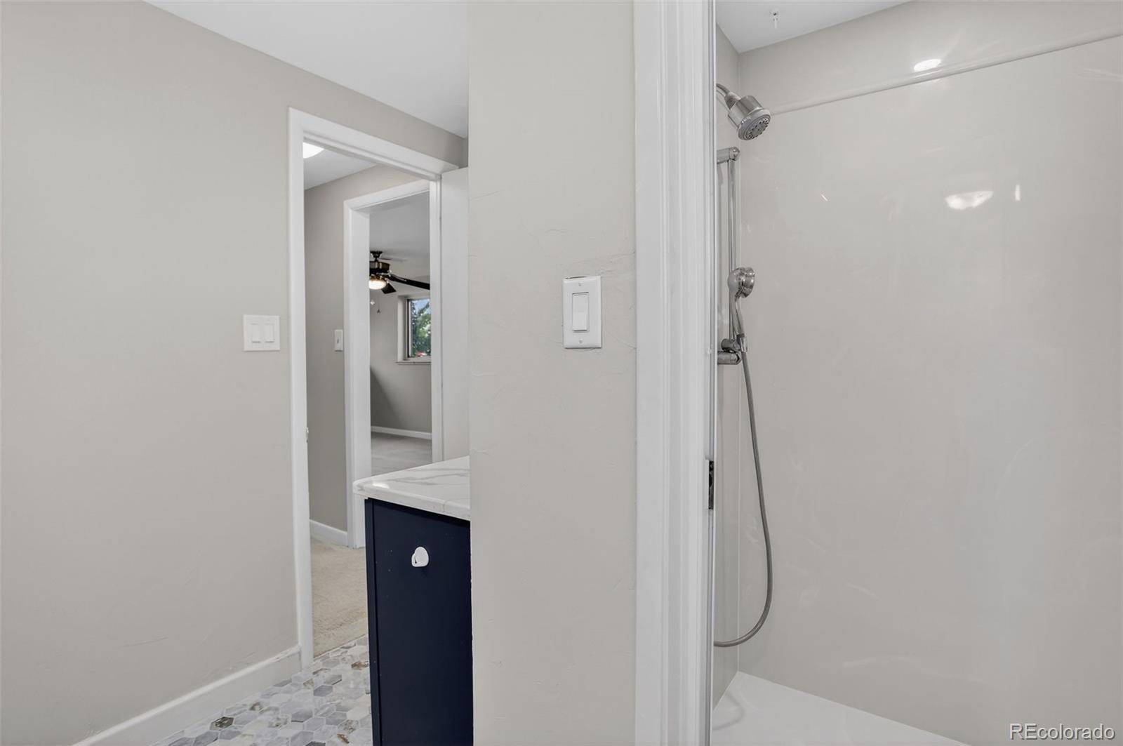 6106 S Valleyview Street Littleton CO 80120