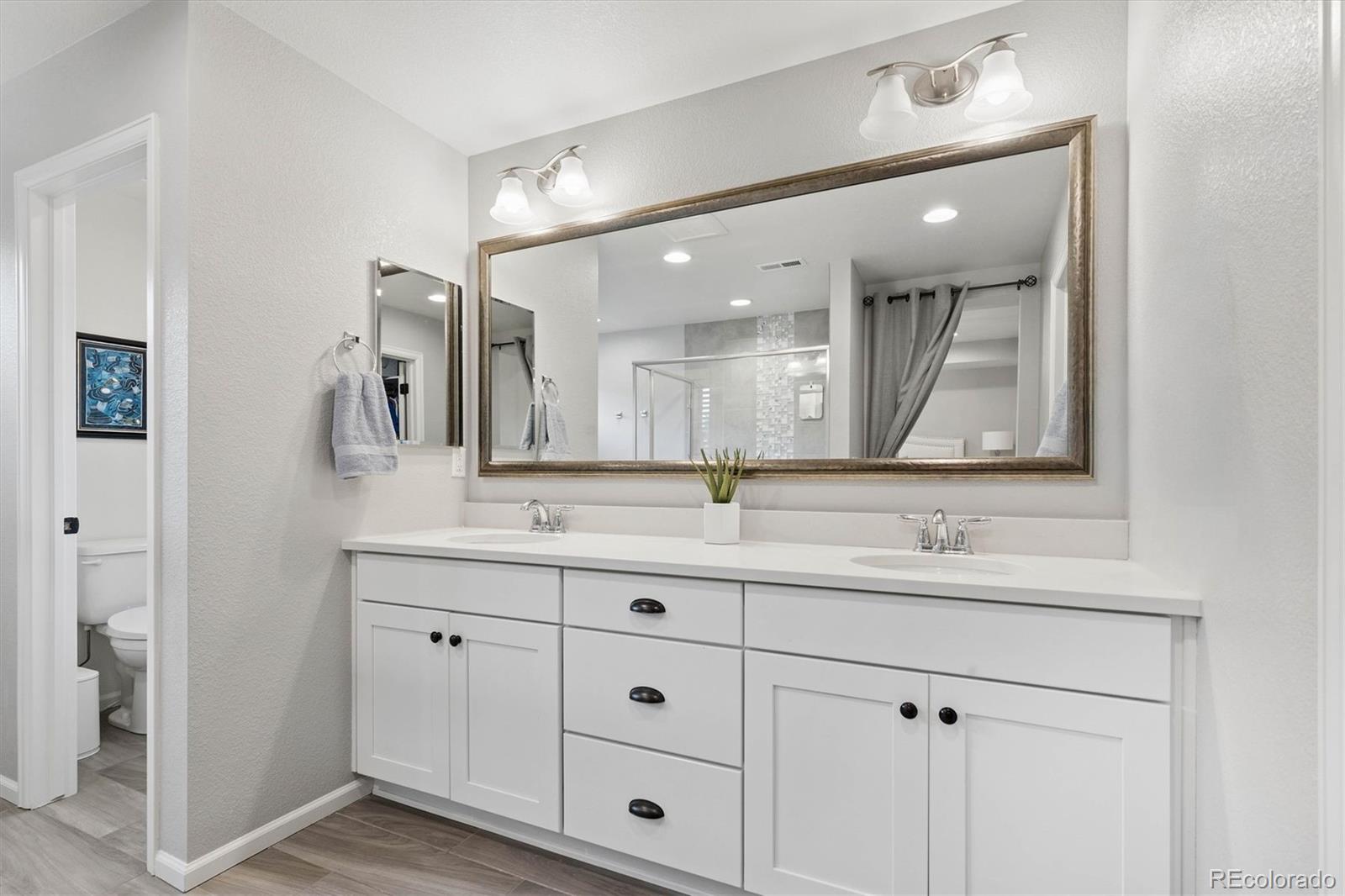 2118 S Teller Court Lakewood CO 80227