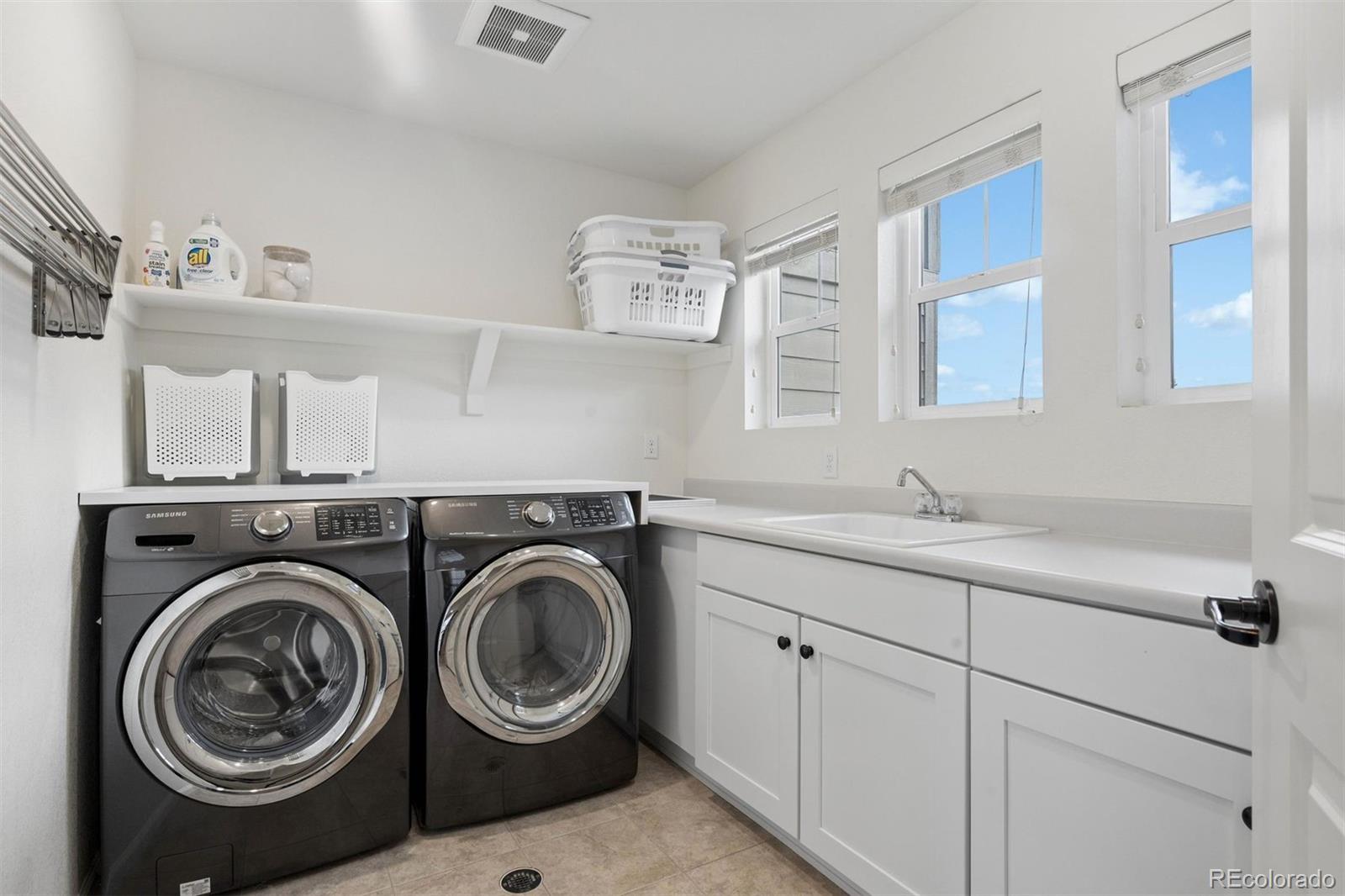 2118 S Teller Court Lakewood CO 80227