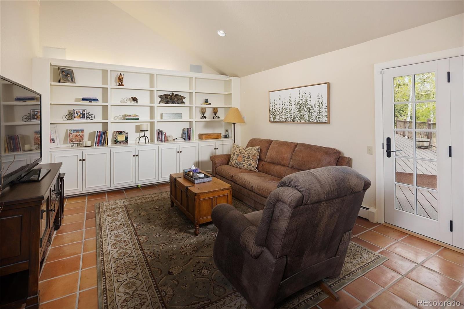 1952 Montane Drive Golden CO 80401