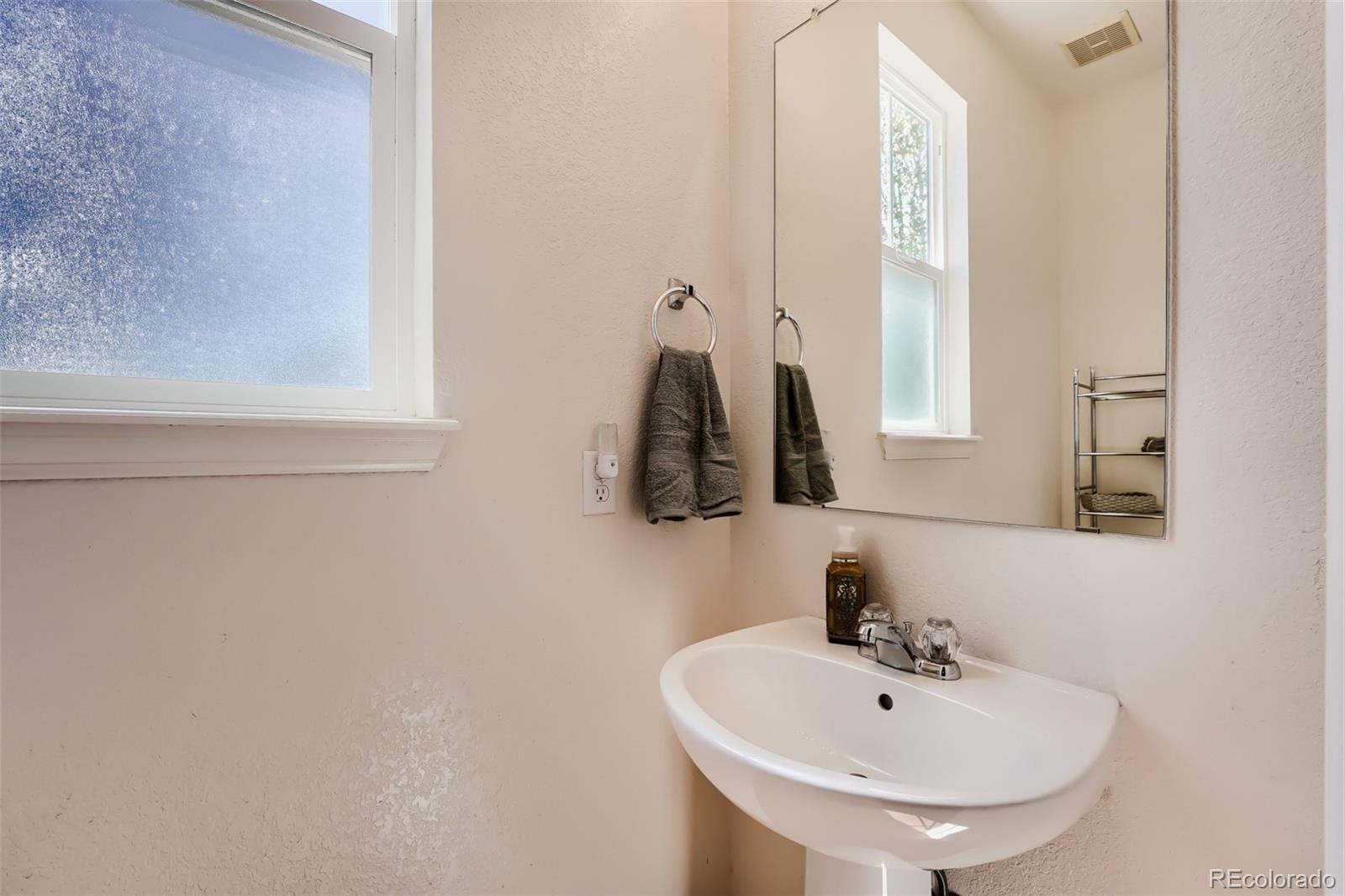 23738 E Alabama Place Aurora CO 80018
