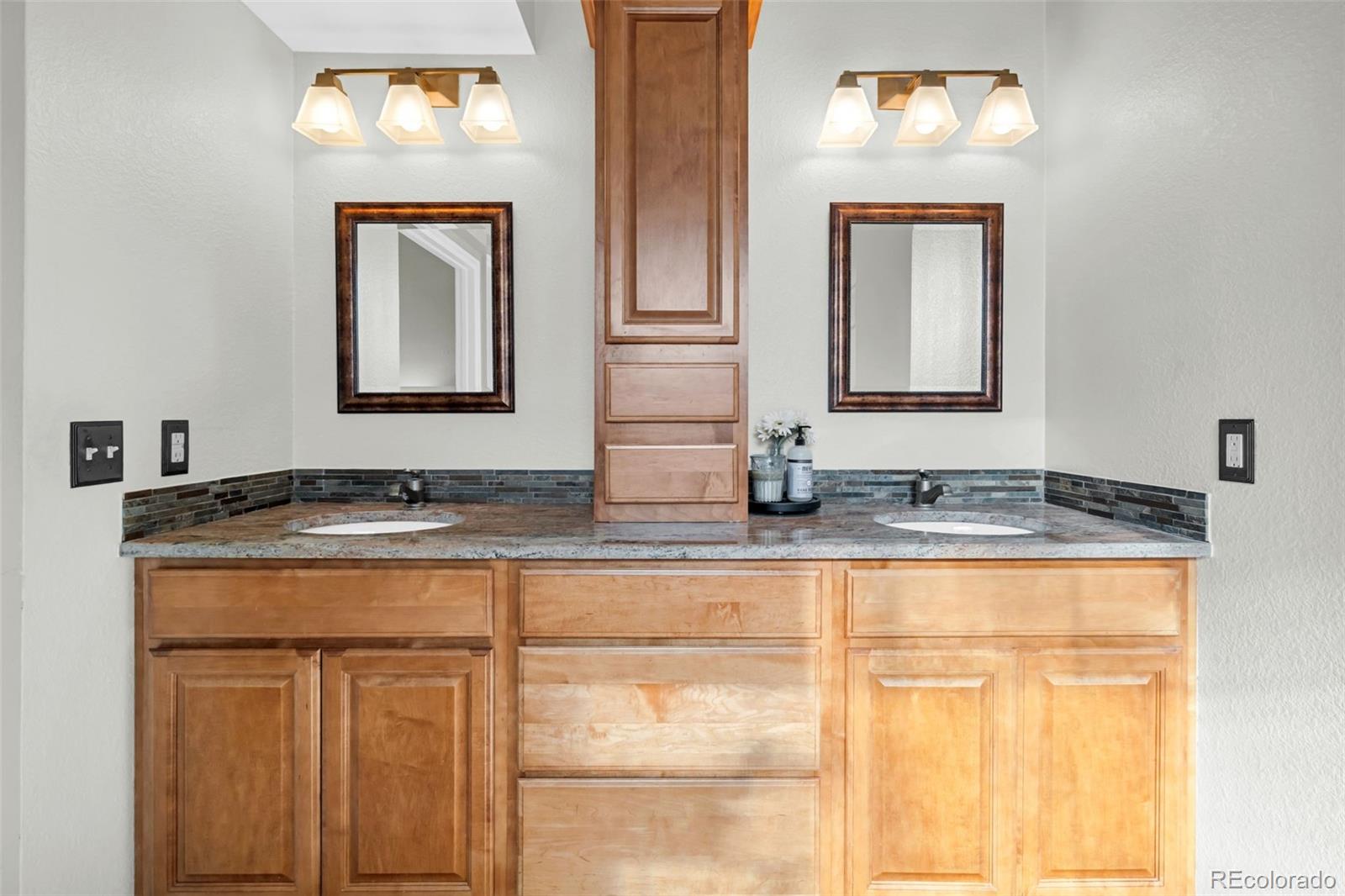 10275 W Ottawa Avenue Littleton CO 80127