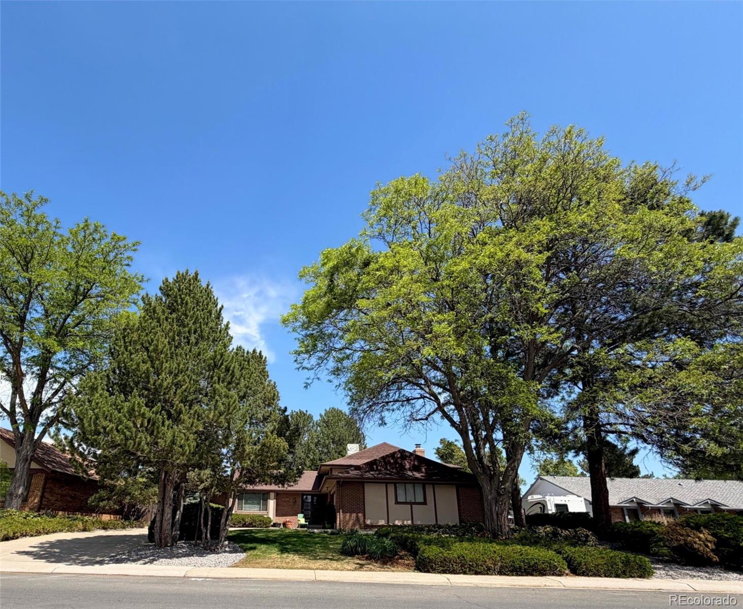 1055 E 16th Avenue Broomfield CO 80020
