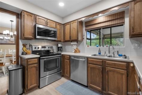 1055 E 16th Avenue Broomfield CO 80020