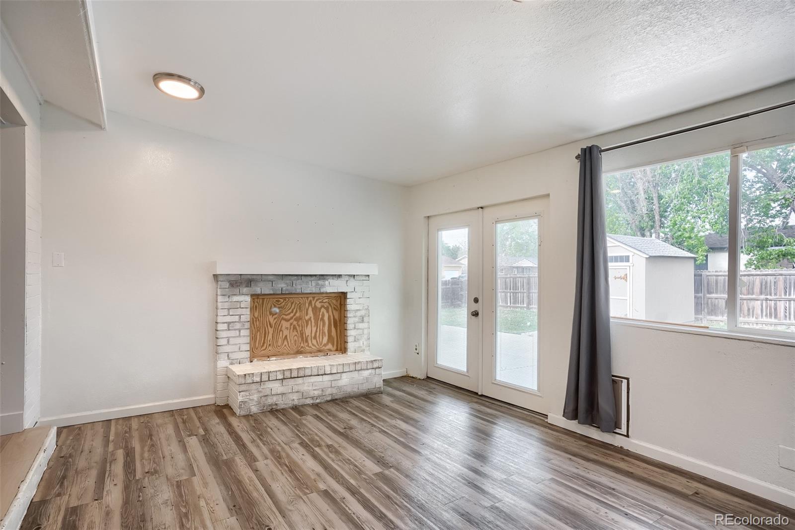 5542 Sable Street Denver CO 80239