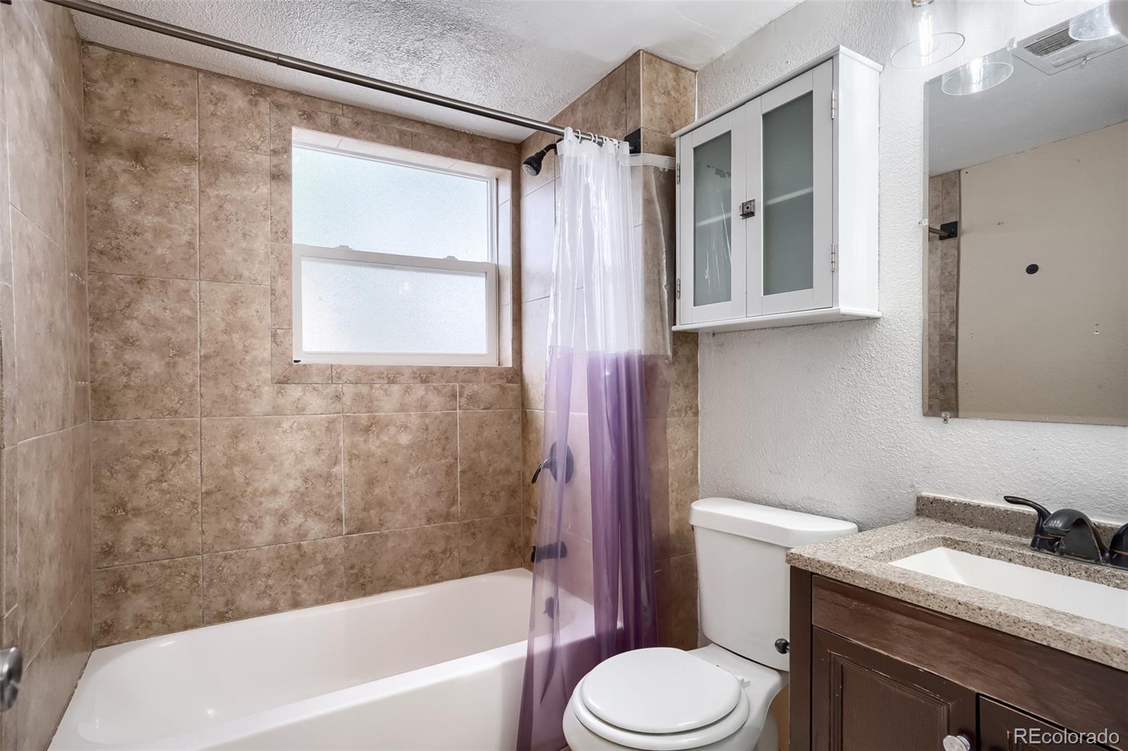 5542 Sable Street Denver CO 80239