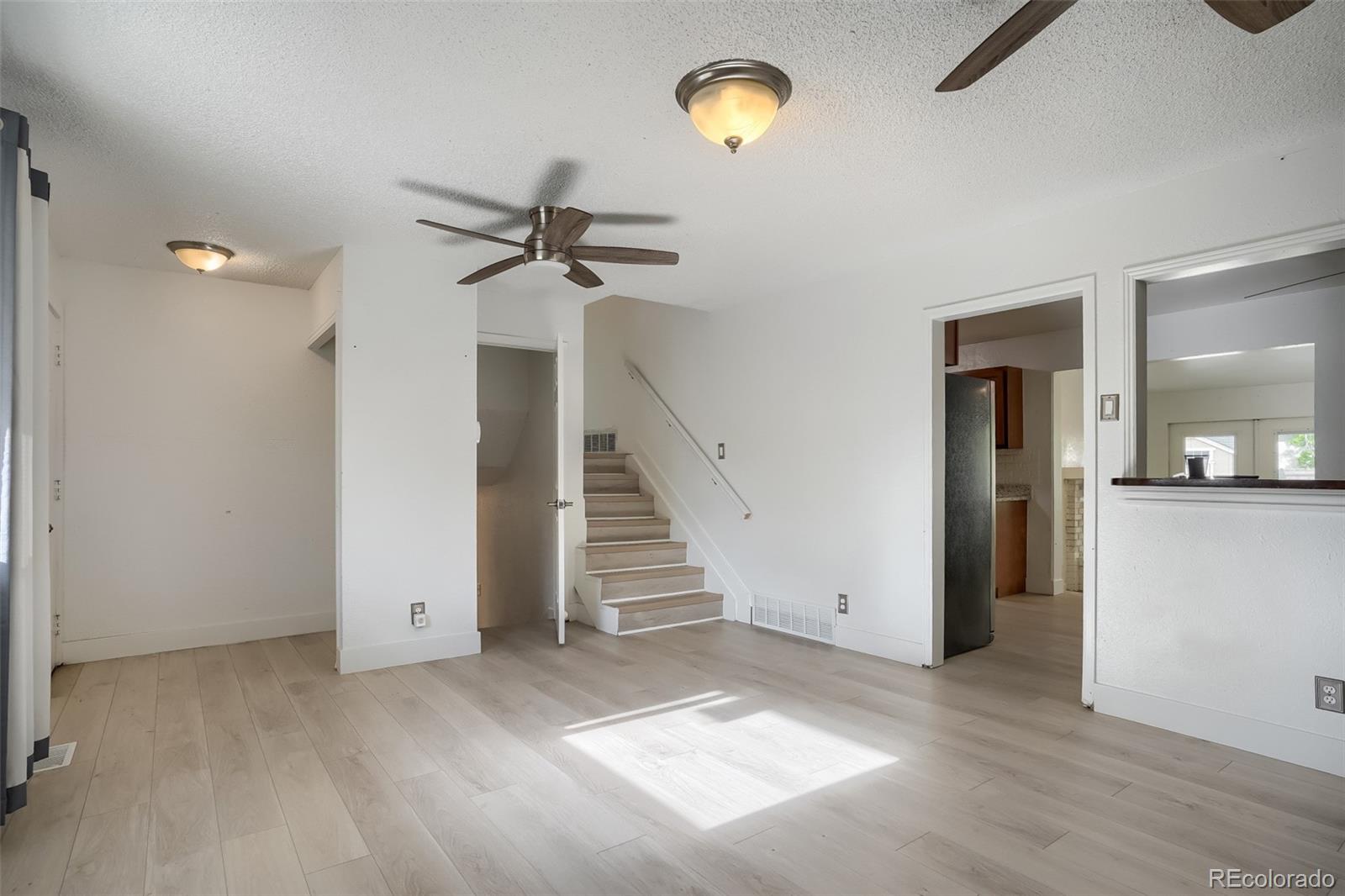 5542 Sable Street Denver CO 80239