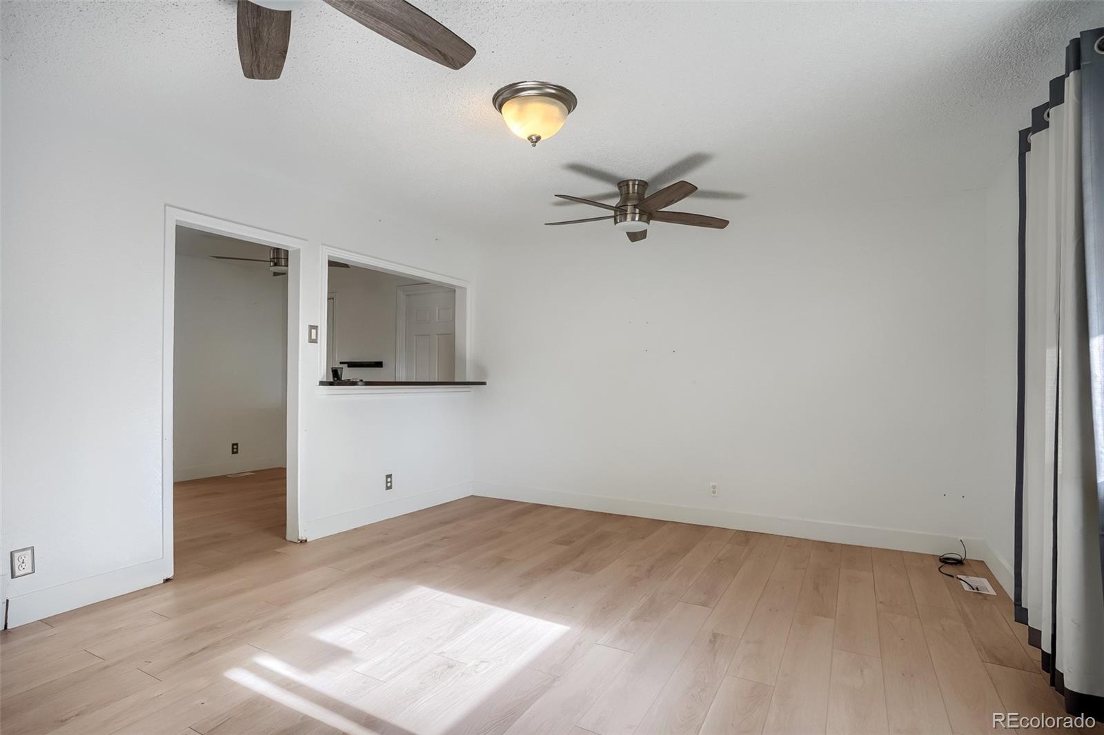 5542 Sable Street Denver CO 80239
