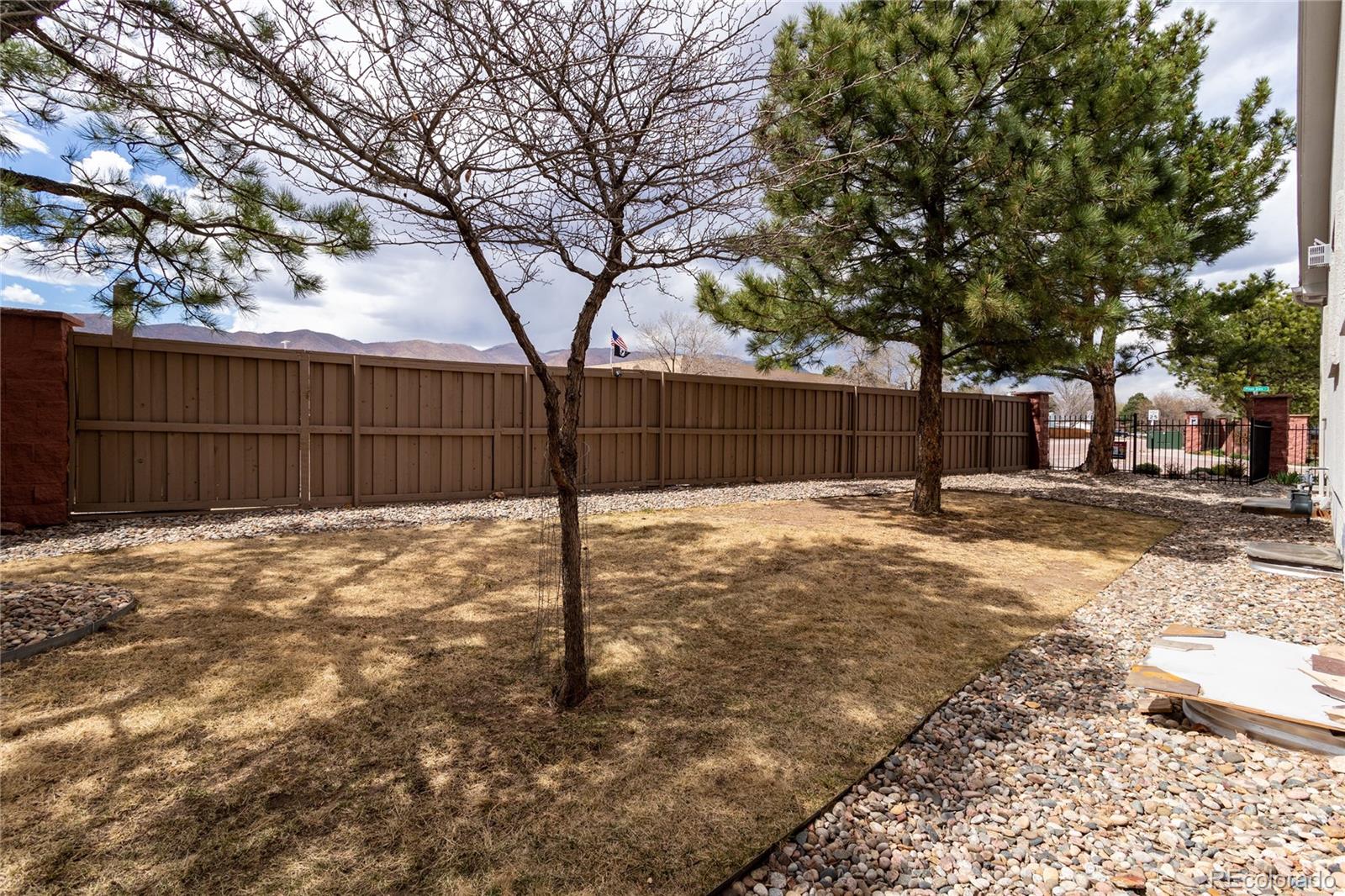 1676 Pinon Glen Circle Colorado Springs CO 80919
