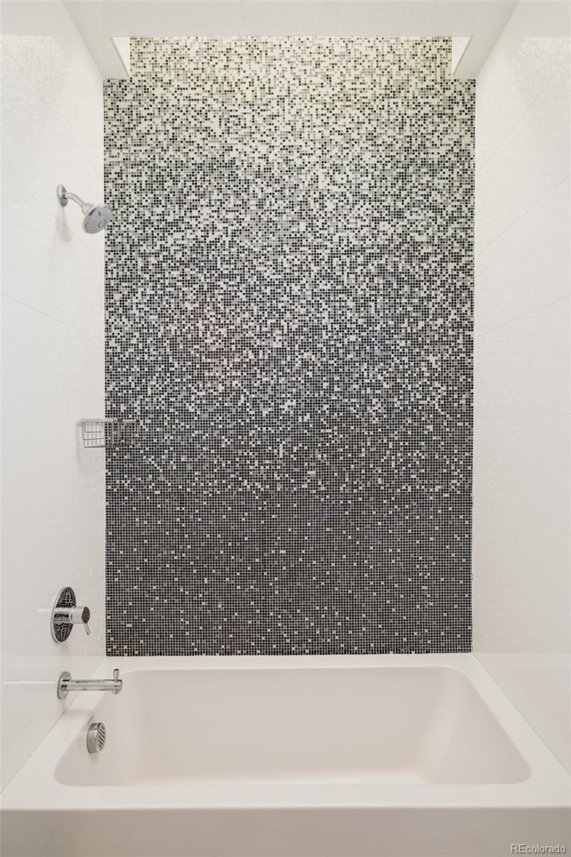 221 S Forest Street Denver CO 80246