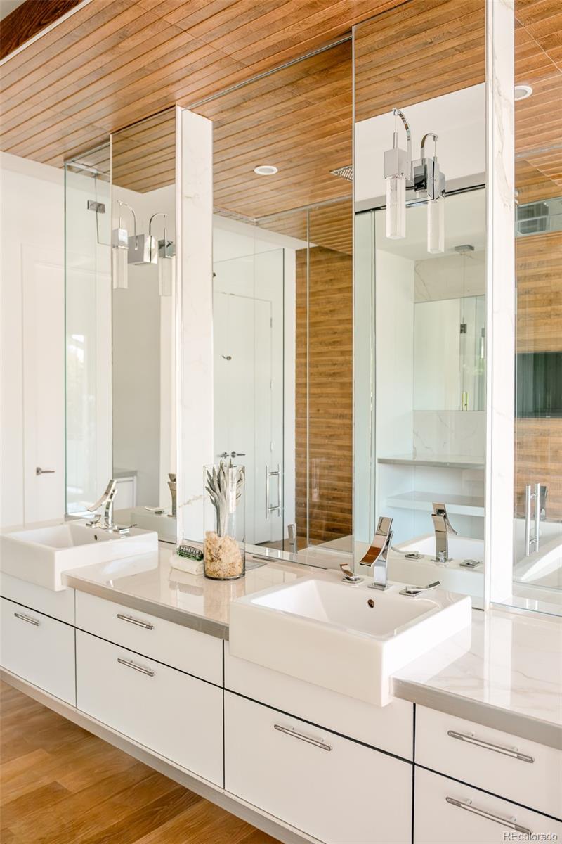 221 S Forest Street Denver CO 80246