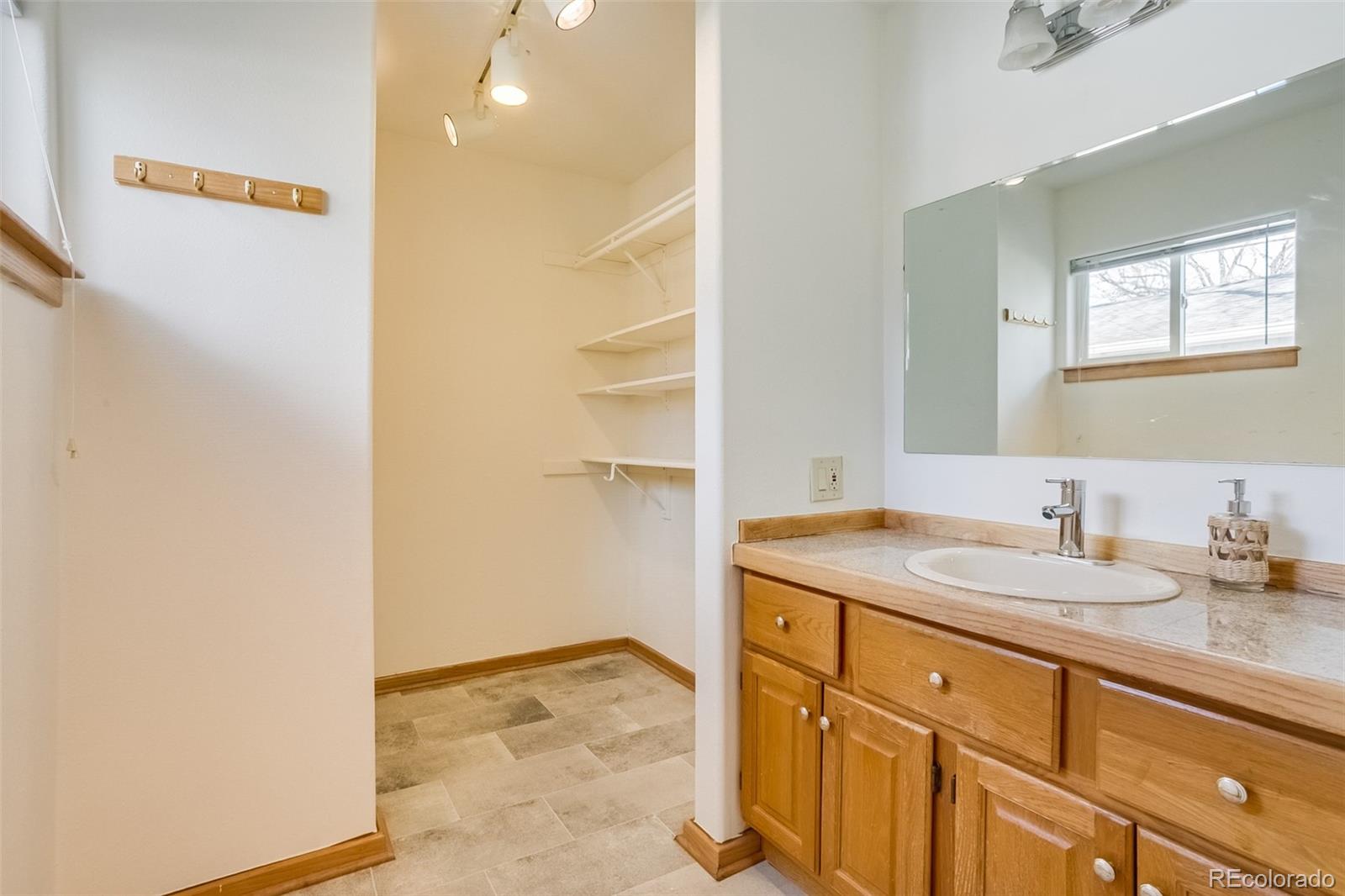 1385 S Hudson Street Denver CO 80222