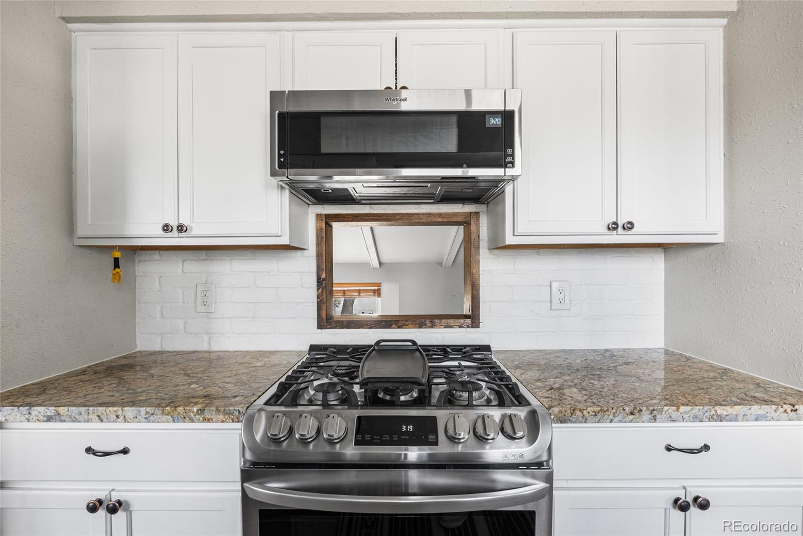 6868 Vivian Street Arvada CO 80004