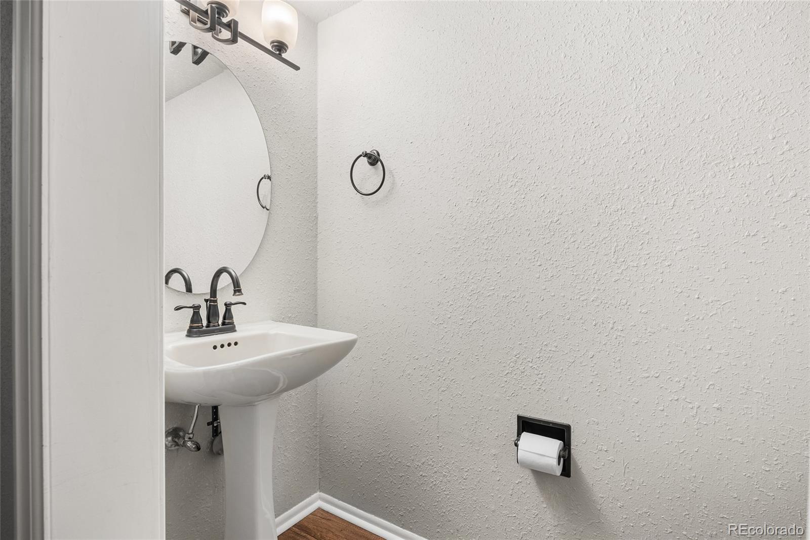 6868 Vivian Street Arvada CO 80004