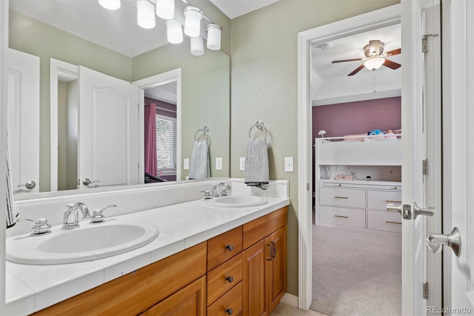 6924 S Picadilly Street Aurora CO 80016
